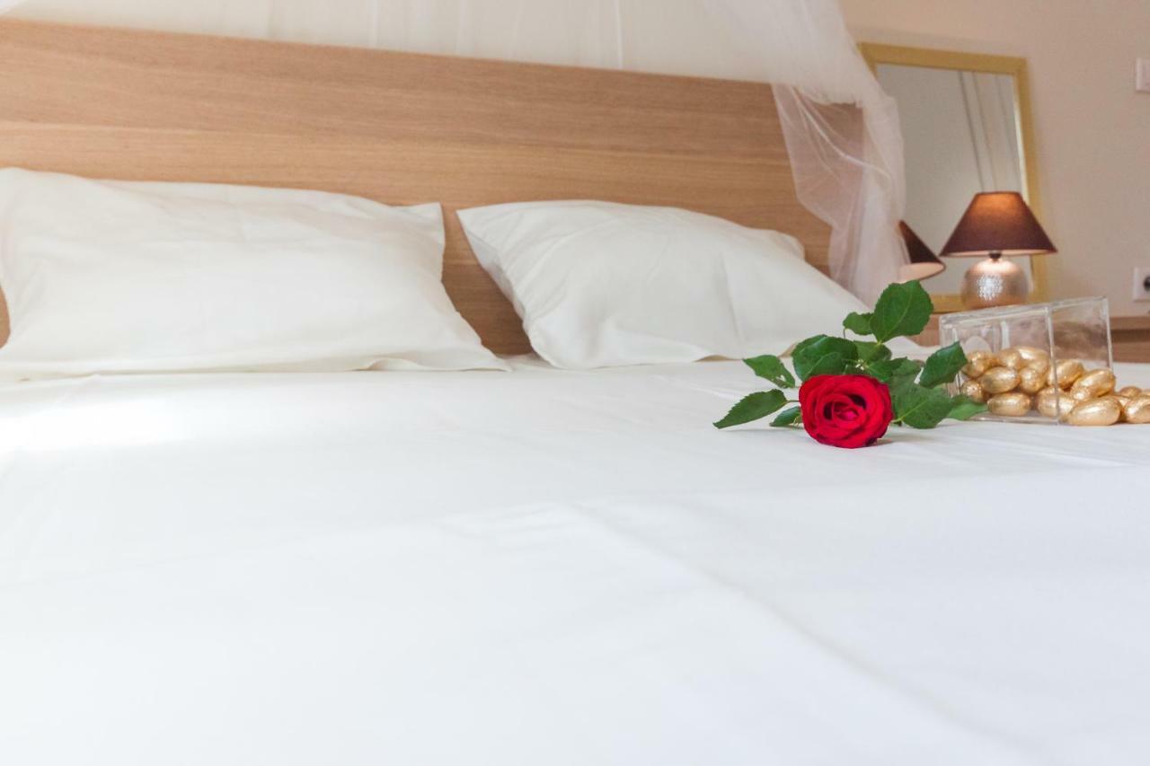 Nadiona Suites Red & Cream Corfu  Exterior foto